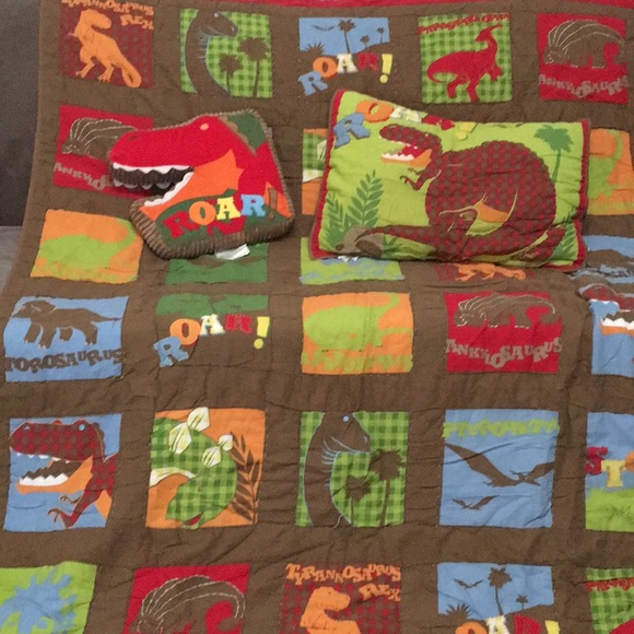 circo dinosaur bedding